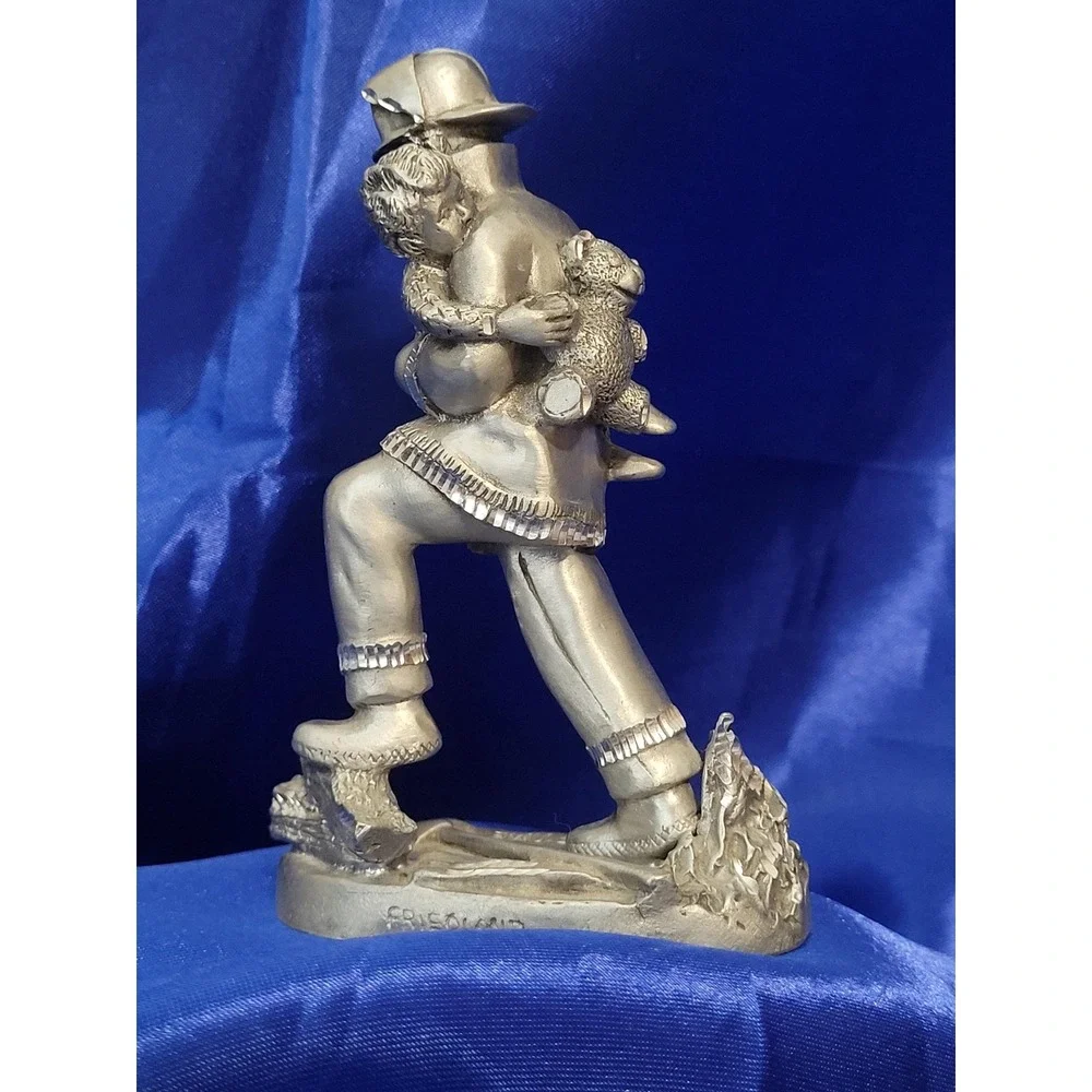 Fine Pewter Figurine Masterworks Nick of Time 1991 Fireman Saving Child